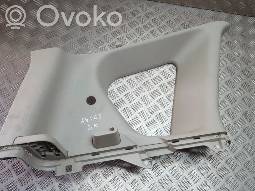 Nissan Note (E11) Kita salono detalė 
