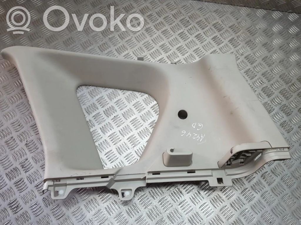 Nissan Note (E11) Kita salono detalė 