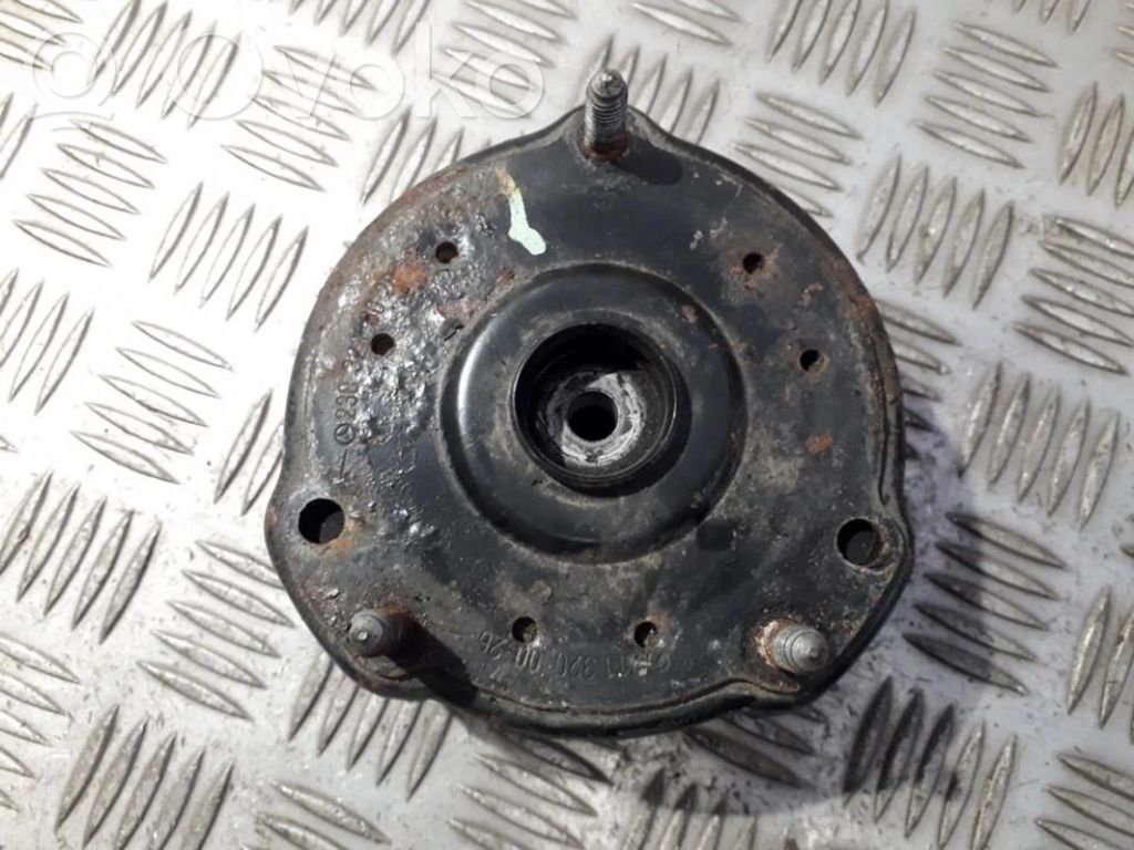 Mercedes-Benz E W211 Supporto di montaggio della molla elicoidale