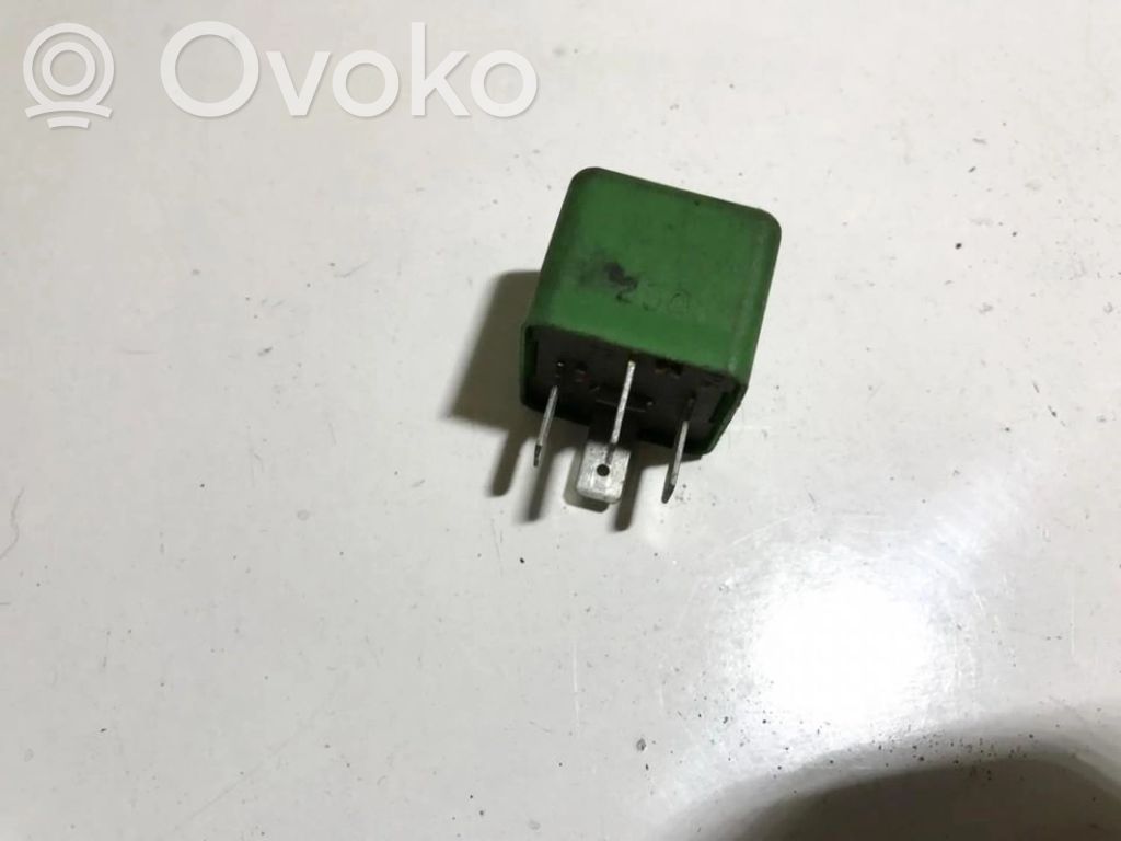 Otros relés   03447012,03447012