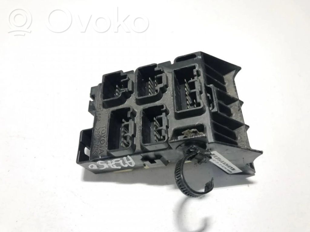 Toyota Avensis T250 Set cutie siguranțe 