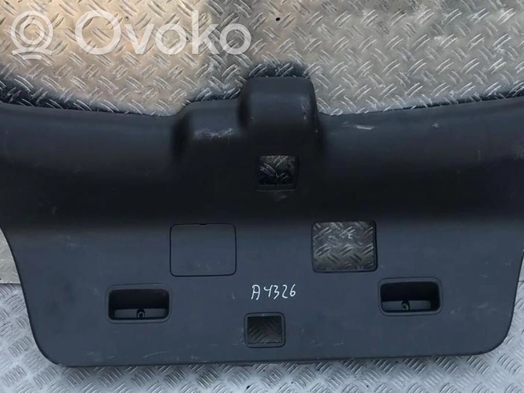 Toyota Avensis T250 Verkleidung Kofferraum sonstige 
