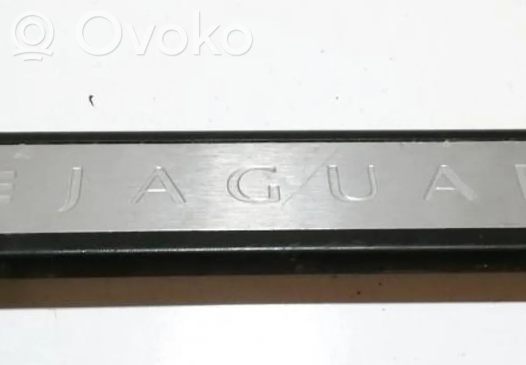 Capac prag față   8X2313200A,8X2313200A,8X2313200A,8X2313200A