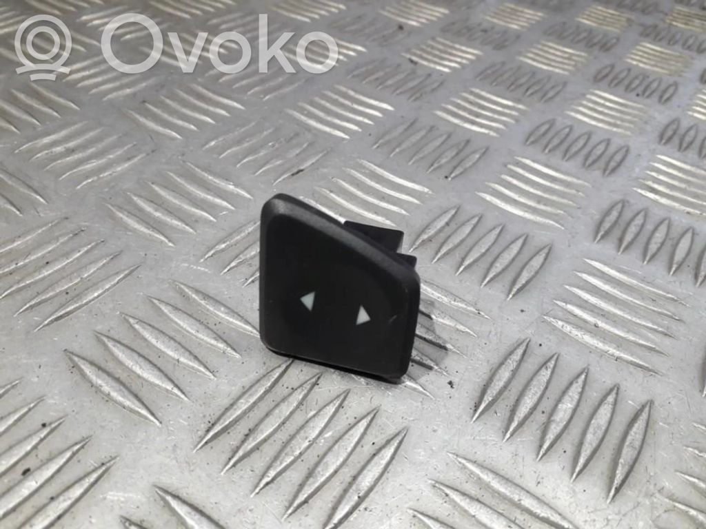 Fiat 500 Interruptor del elevalunas eléctrico 