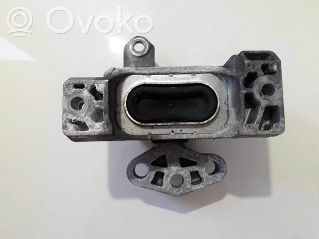 Opel Vectra C Engine mount bracket 