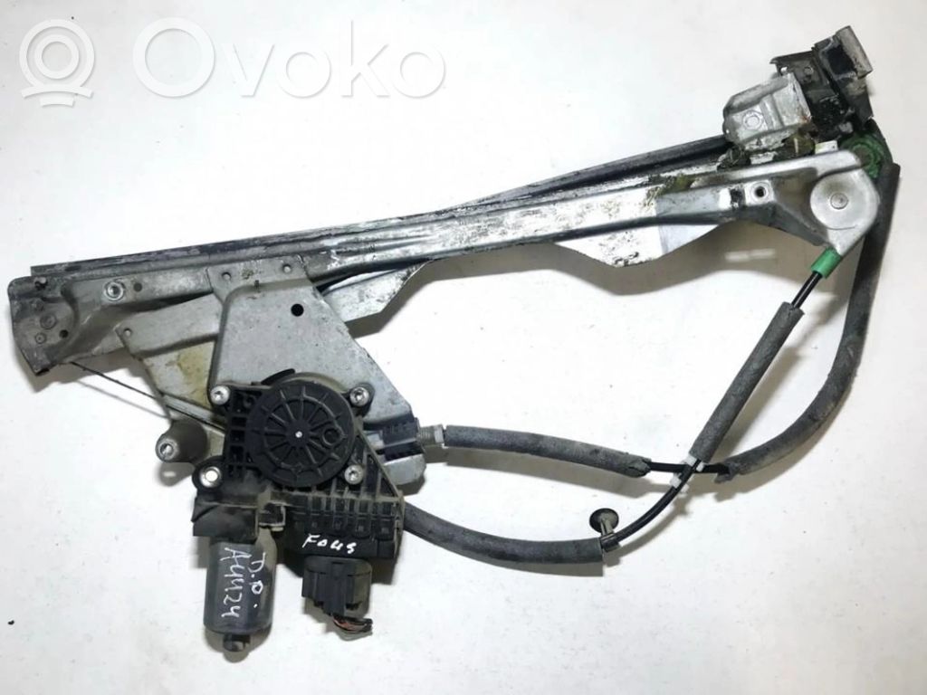 Ford Focus Alzacristalli del portellone scorrevole con motorino 