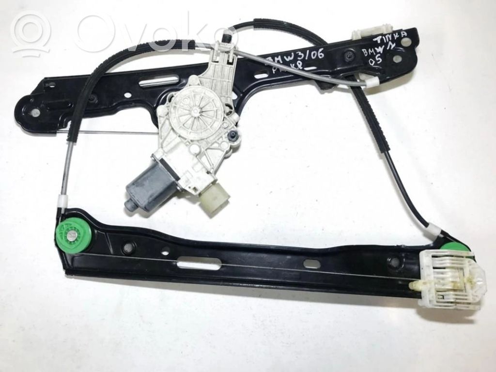 Regulador con motor de la ventanilla de la puerta corredera