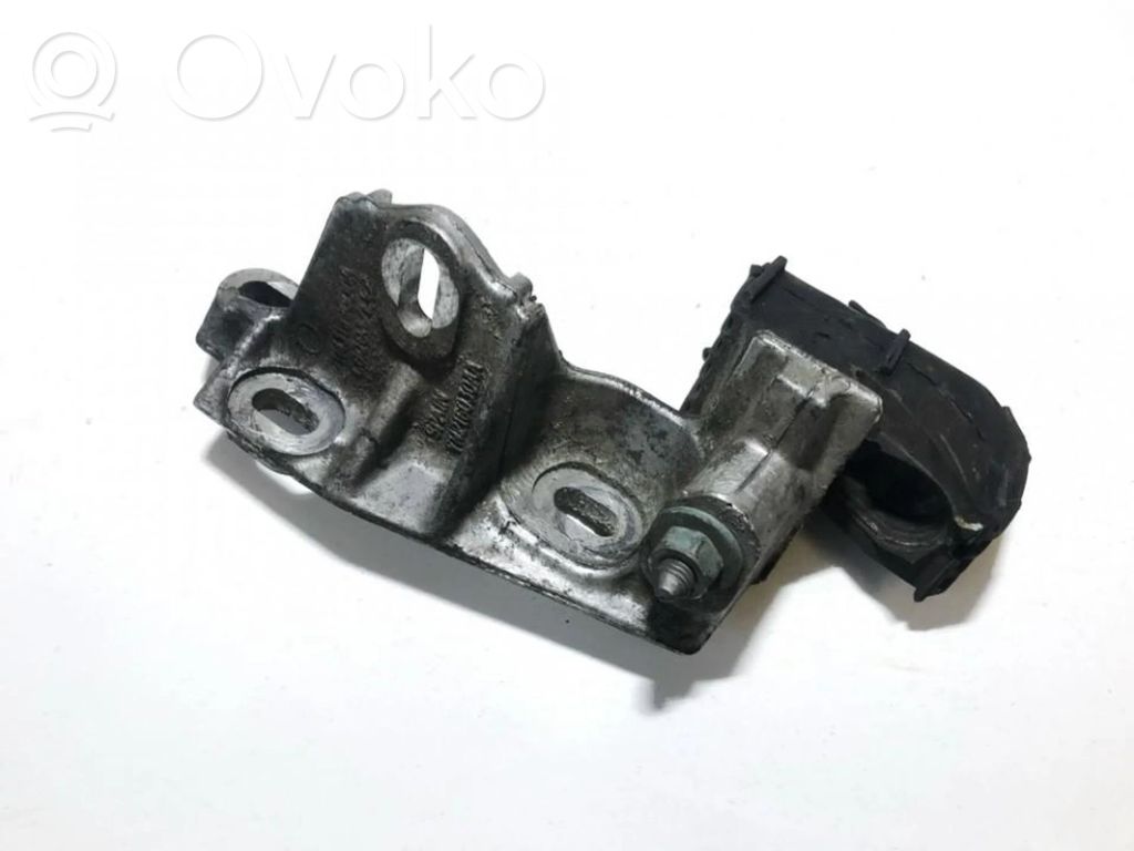 Soporte de montaje del motor (Usadas)   YM216030,YM216030