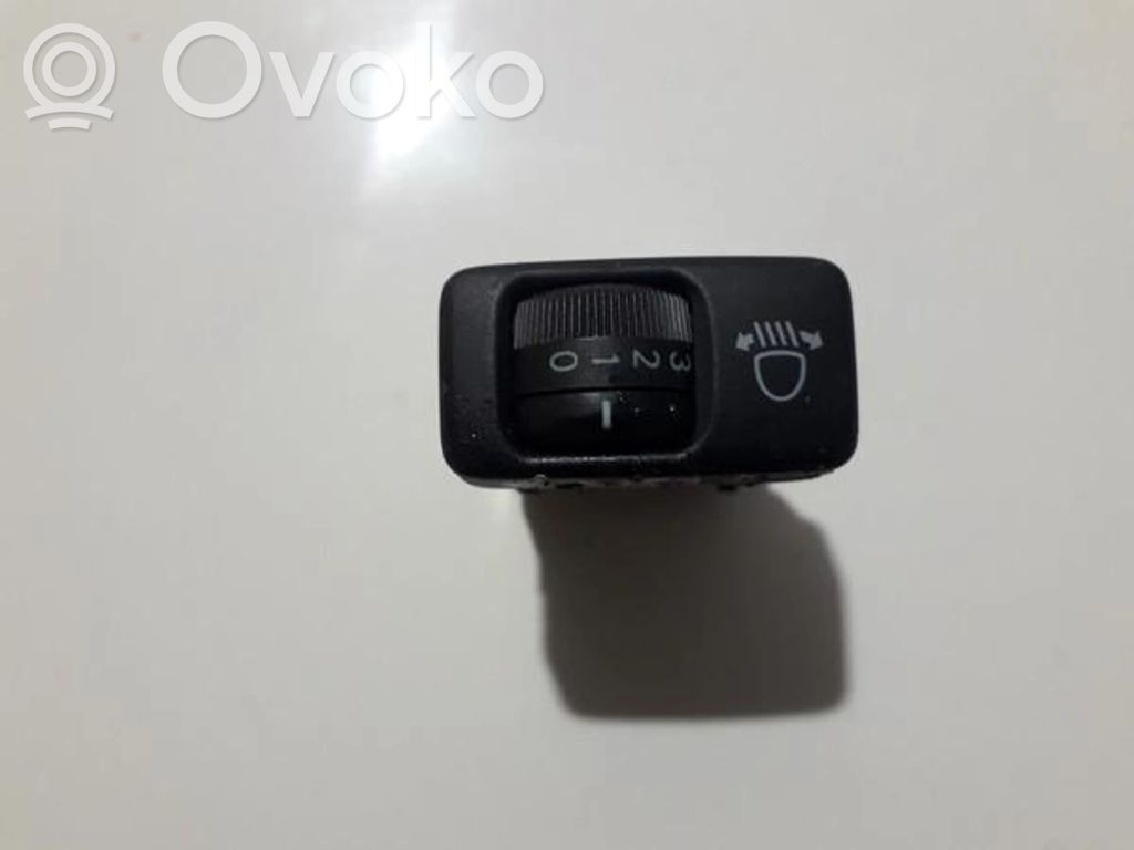 Lexus IS 220D-250-350 Comutator control nivel faruri