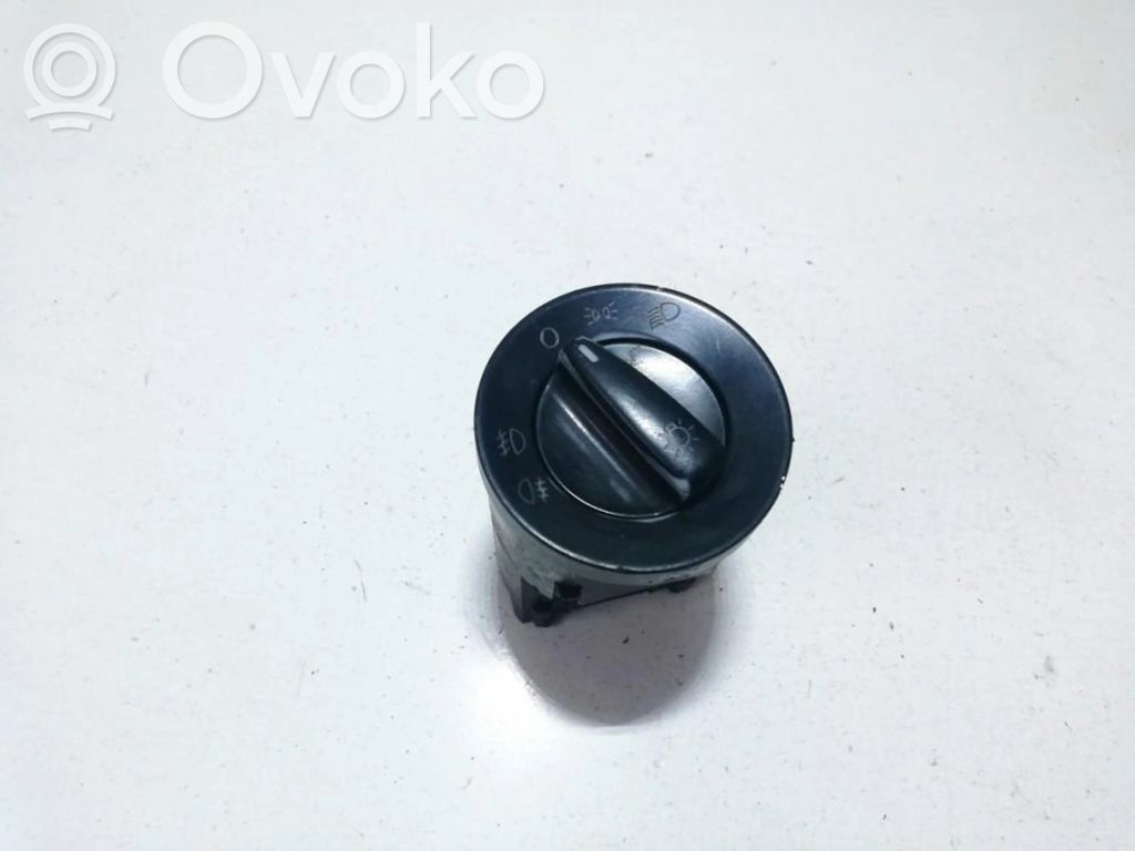 Interruttore luci   1C0941531,04052031,04052031,1C0941531