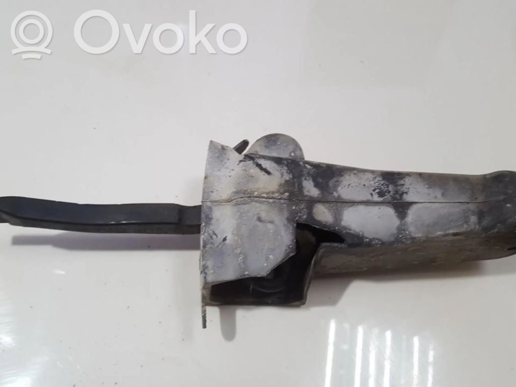 BMW 5 E39 Etuoven pidätin 