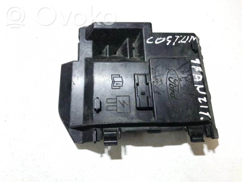 Sulakerasiasarja   BK2T14A075BB,BK2T14A075BB,BK2T14A075BB,BK2T14A075BB