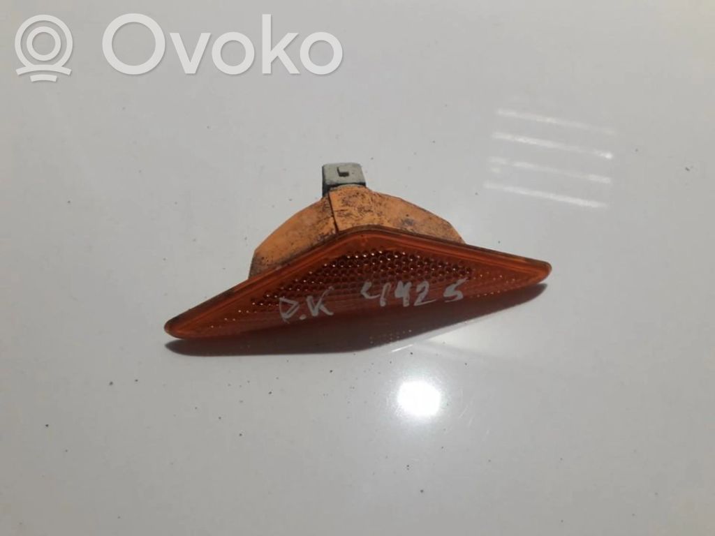 Ford Focus Kierunkowskaz błotnika przedniego 
