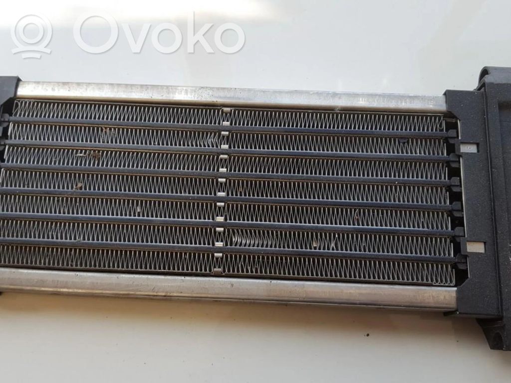 Audi A4 S4 B5 8D Scambiatore elettrico riscaldamento abitacolo 