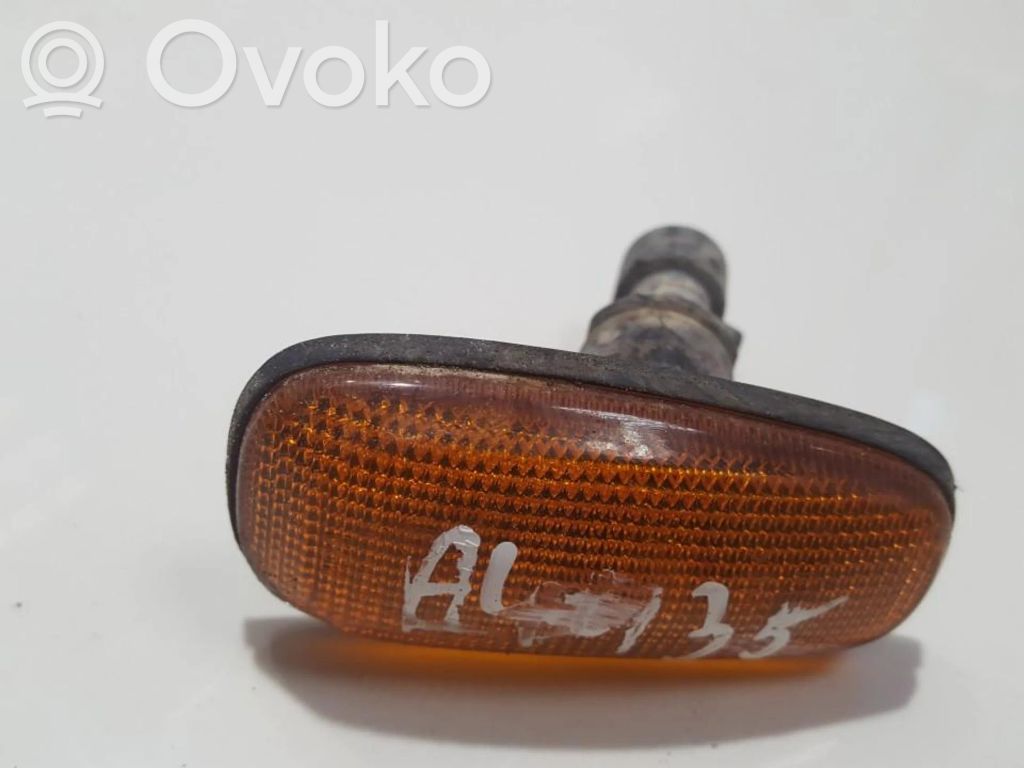 Opel Astra G Indicatore di direzione del parafango anteriore