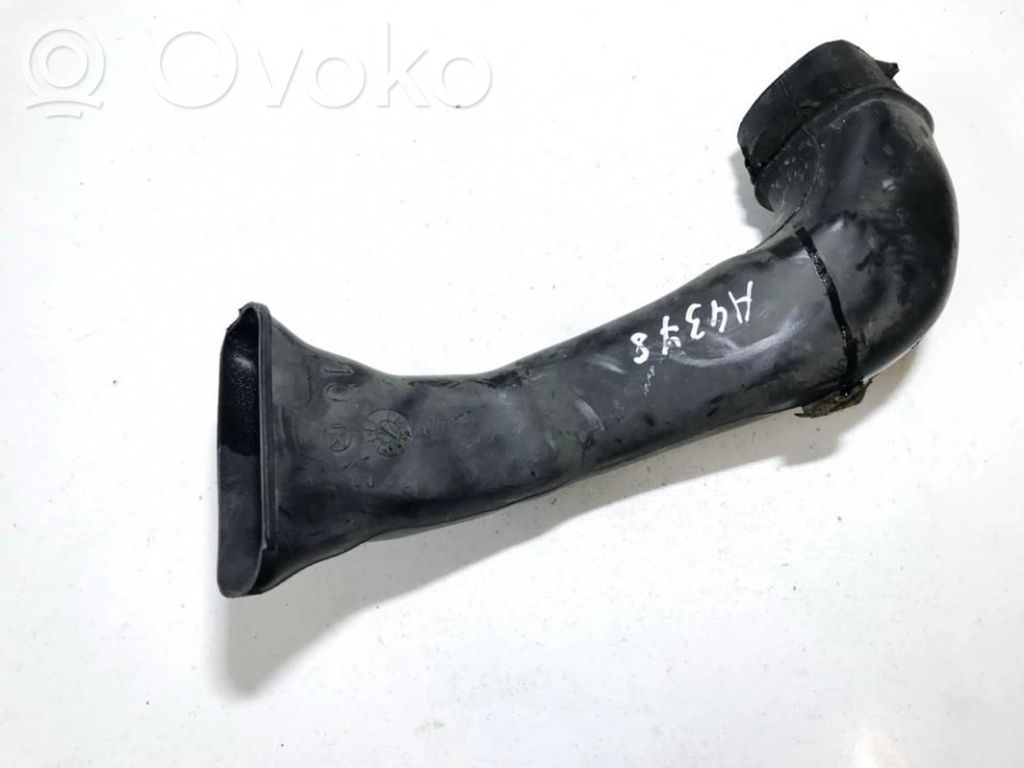 Toyota Avensis T250 Rura / Wąż dolotowy powietrza 