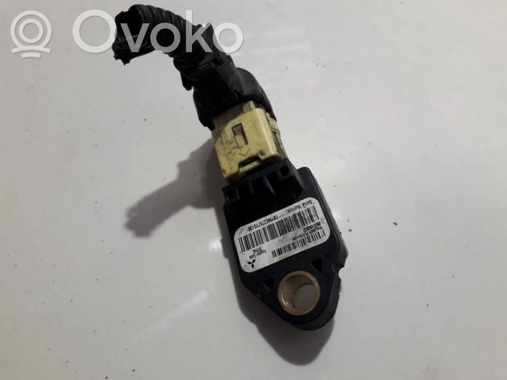 Czujnik uderzenia Airbag   8651A002,TBYME2757Y5130,8651A002,TBYME2757Y5130