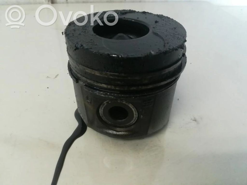 Piston