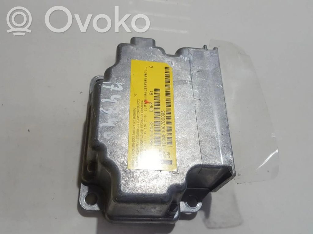 Mitsubishi Outlander Unidad de control/módulo del Airbag 