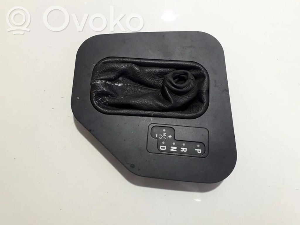BMW 5 E39 Pavarų perjungimo svirties apdaila (plastikinė) 
