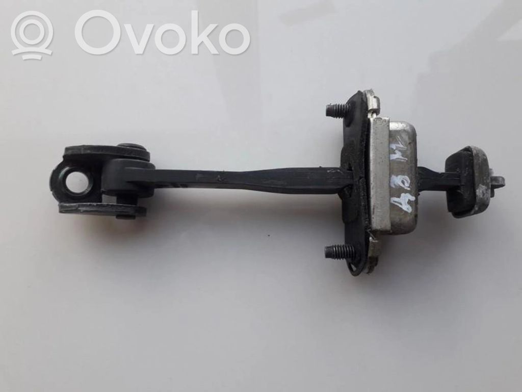 Ford Mondeo MK II Ogranicznik drzwi 