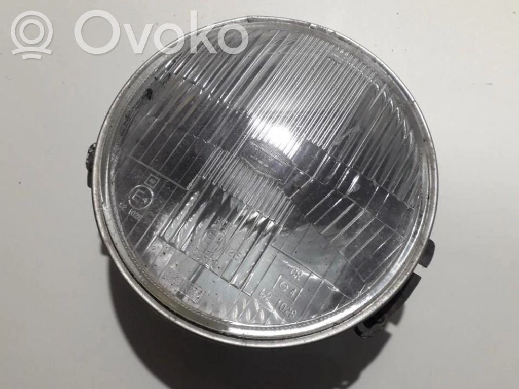 Isuzu Trooper Phare frontale 