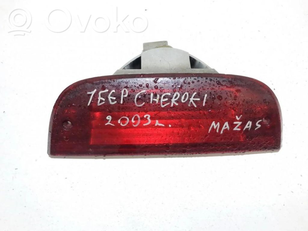 Jeep Cherokee Papildomas stop žibintas 