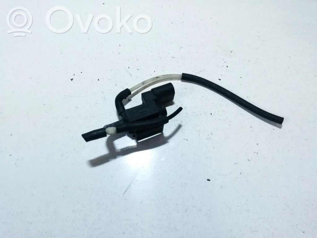 Volkswagen Golf V Turboahtimen magneettiventtiili