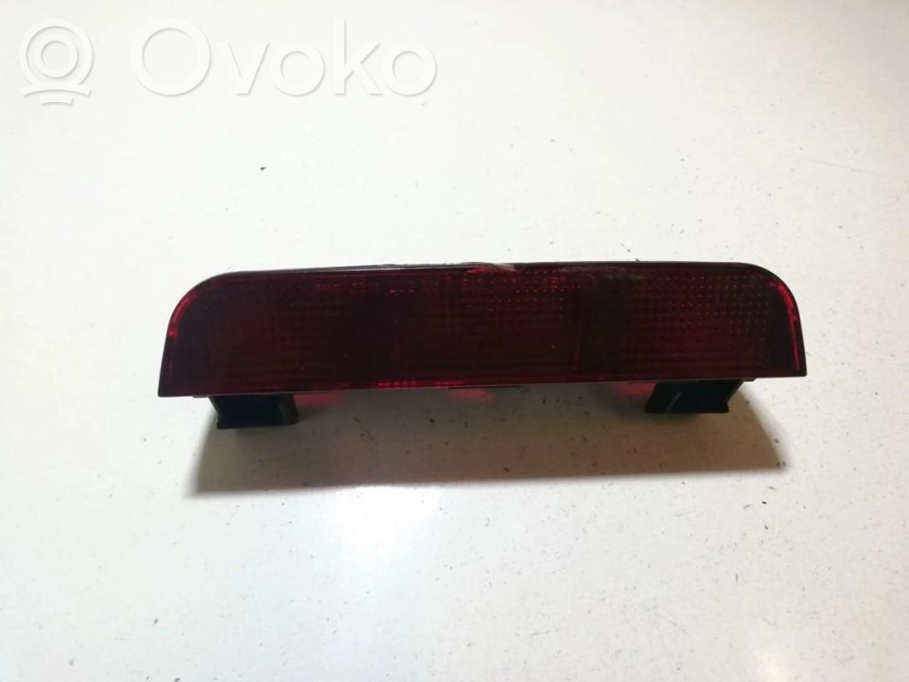 Mitsubishi Pajero Troisième feu stop