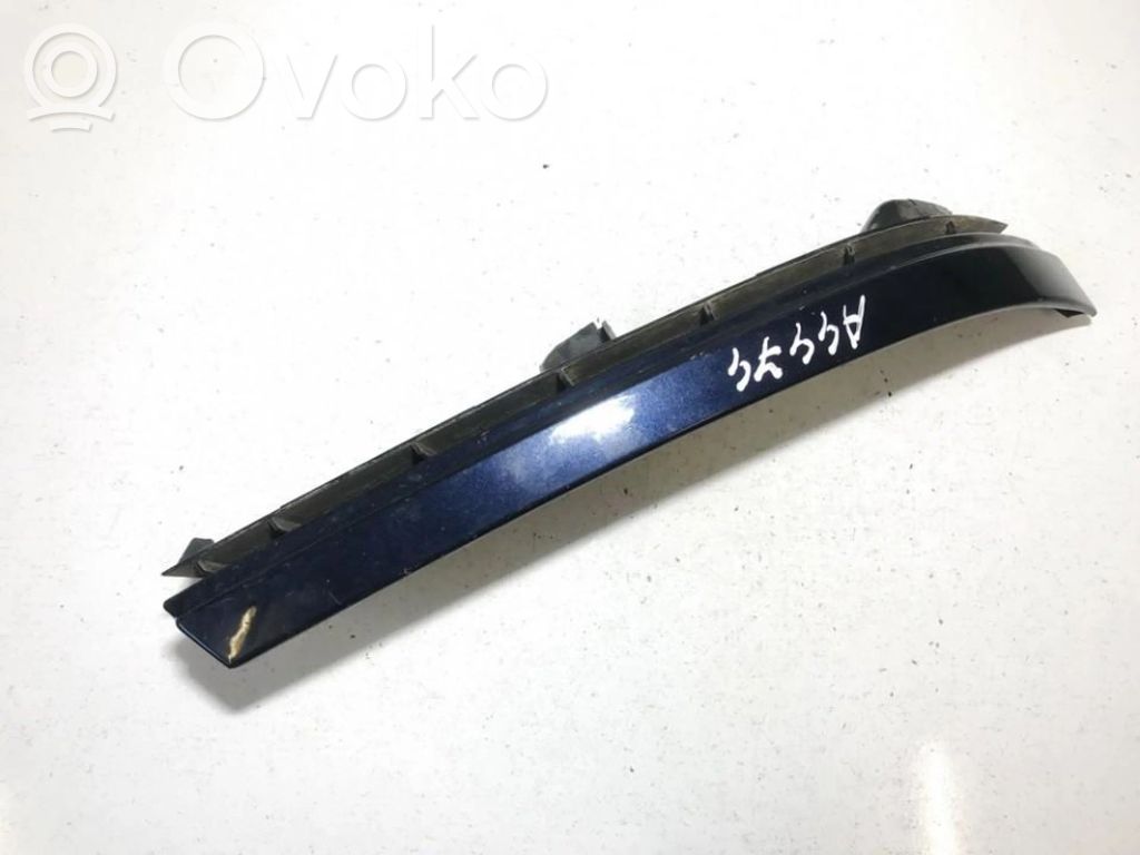 Opel Zafira A Rivestimento sotto il faro/fanale