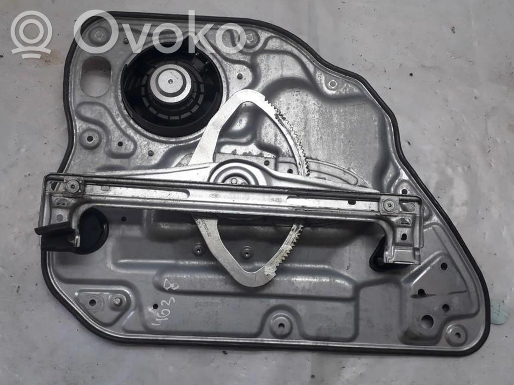 Volvo S40 Regulador con motor de la ventanilla de la puerta corredera 