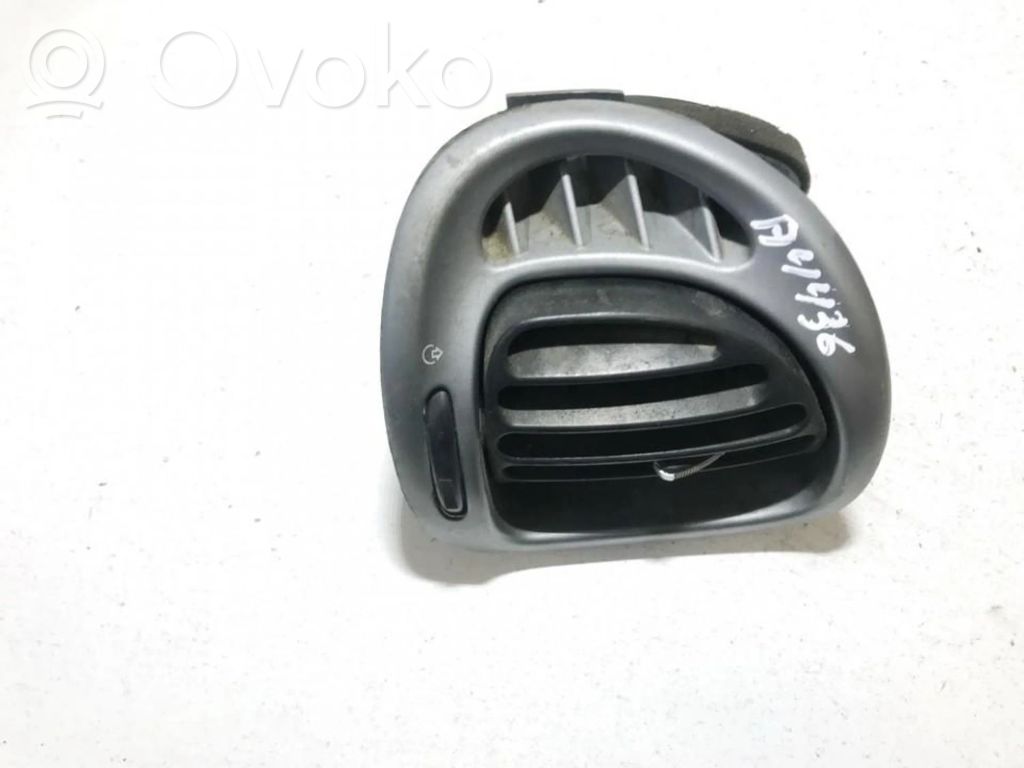 Citroen Xsara Picasso Griglia di ventilazione centrale cruscotto 