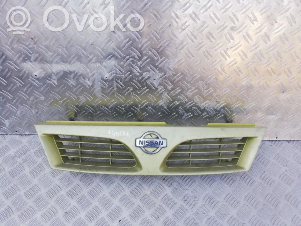 Nissan Almera Etusäleikkö 