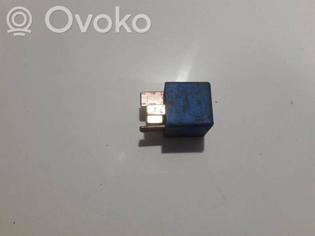 Altri relè   952102E000,952102E000,952102E000,952102E000