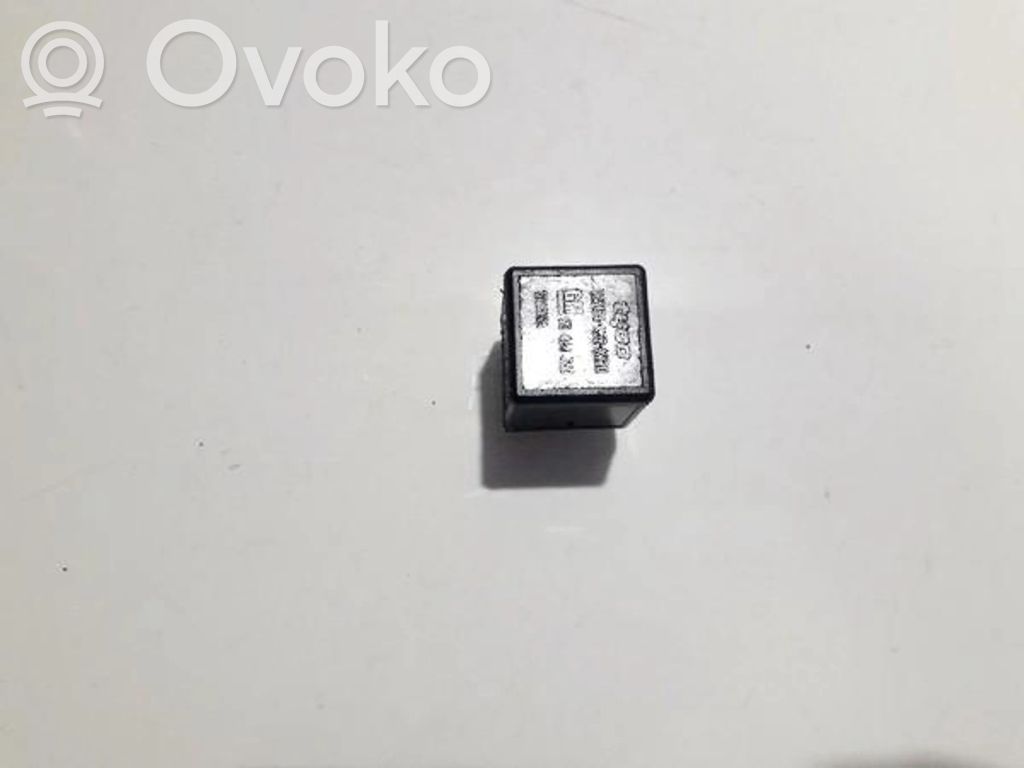 Altri relè   90464760,V23134K52X220,90464760,V23134K52X220