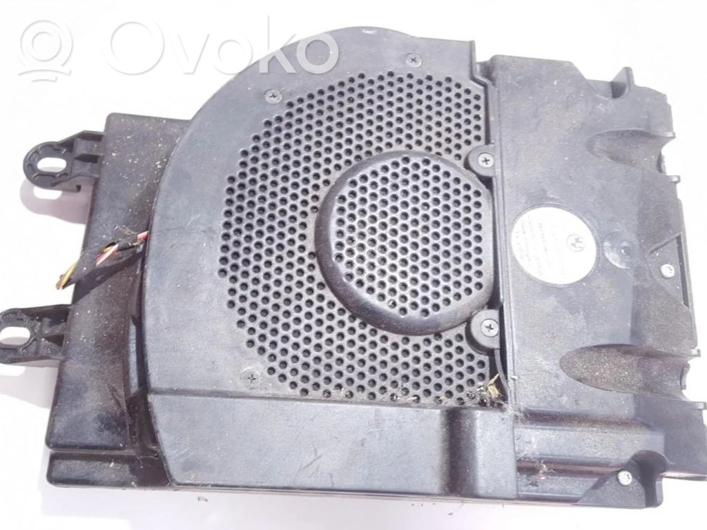 BMW 7 E65 E66 Altavoz subwoofer 