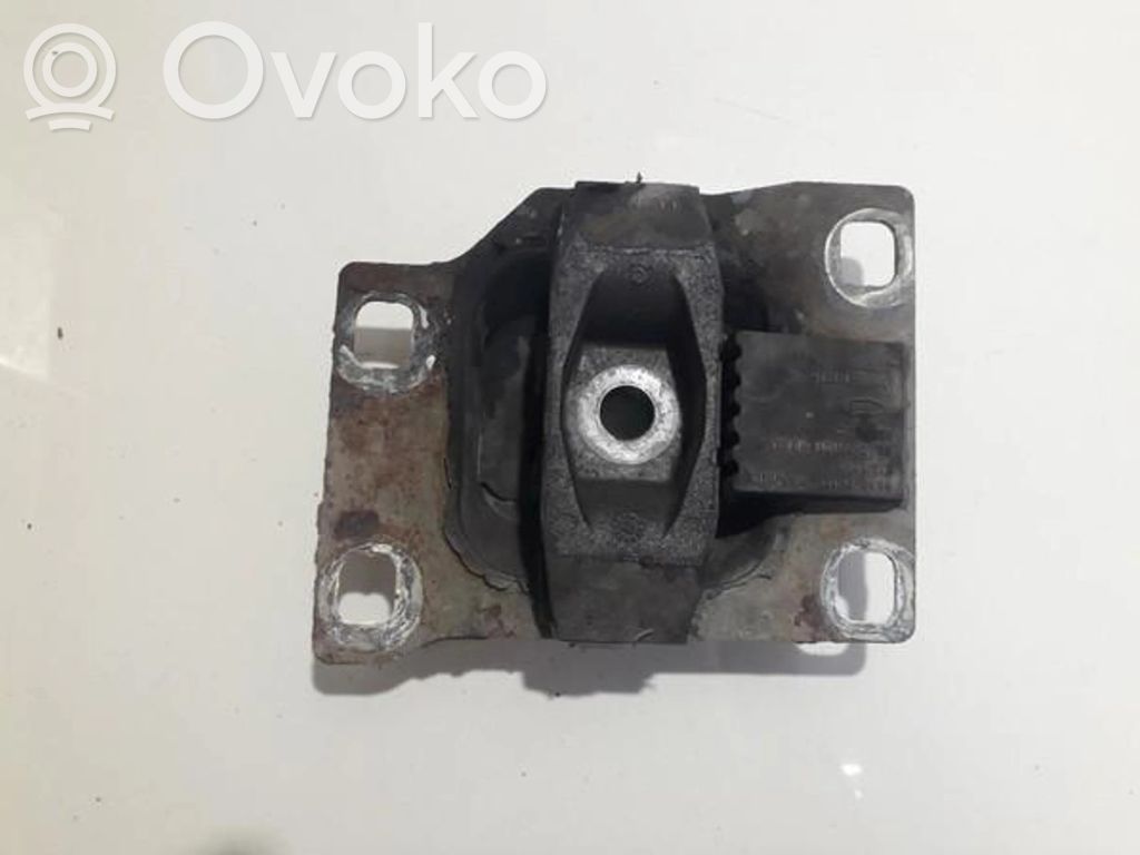 Ford Focus Dzinēja spilvens 