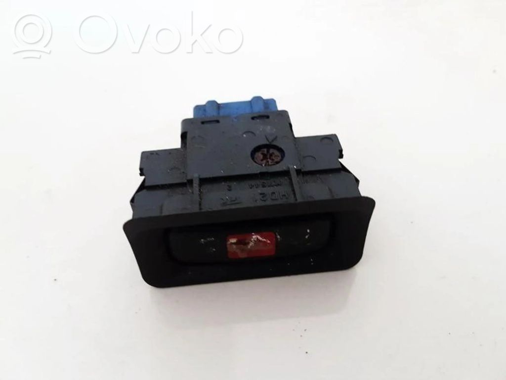 Comutator lumini pericol   M11544,M11544