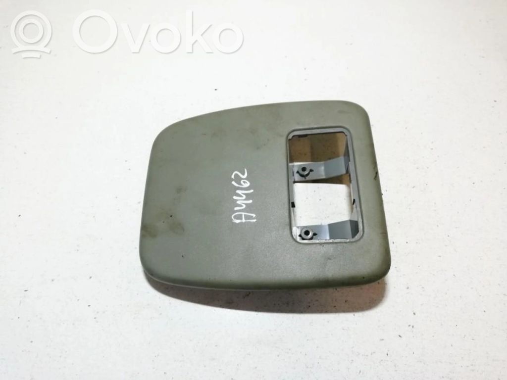 Citroen Xsara Kita salono detalė 