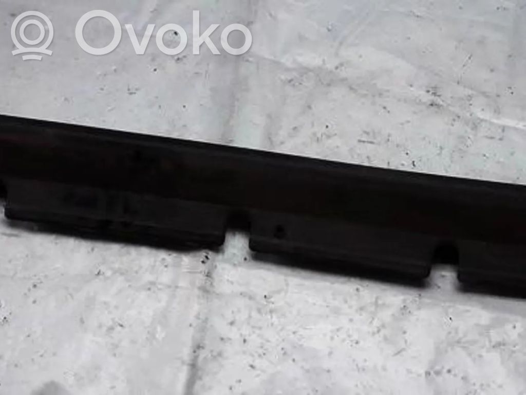 Mitsubishi Carisma Listón 