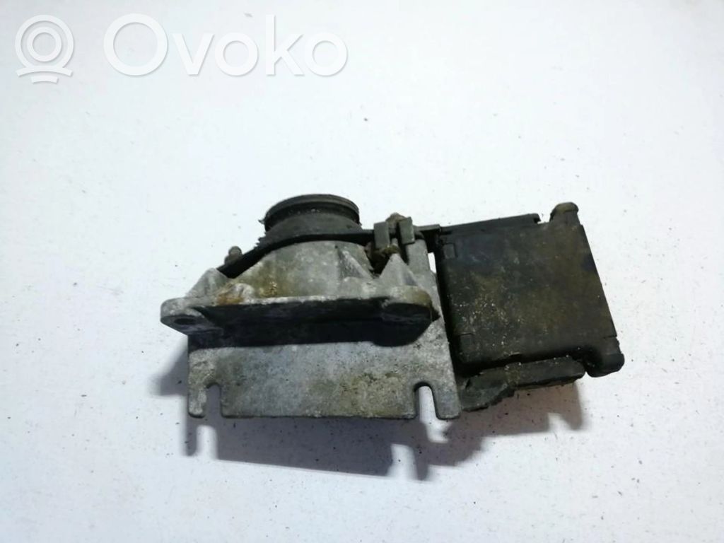 Renault Scenic I Wspornik / Mocowanie silnika 