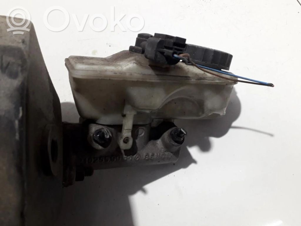 Volkswagen Polo III 6N 6N2 6NF Główny cylinder hamulca 