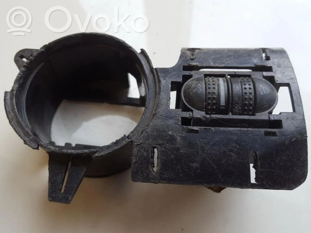 Volkswagen PASSAT B5 Comutator control nivel faruri 