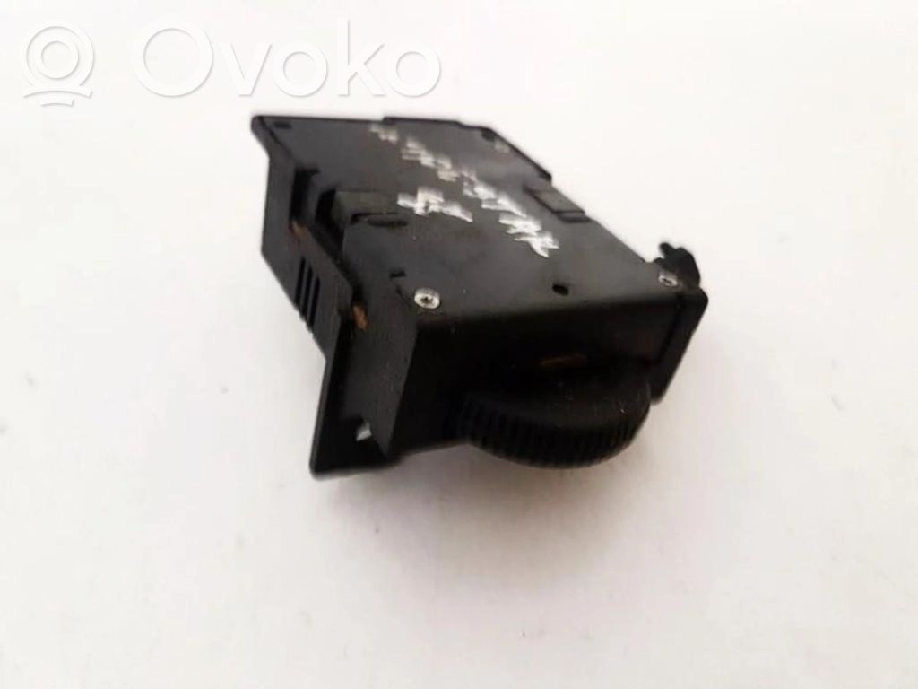 Panel lighting control switch   F58B11691BA,F58B11691BA