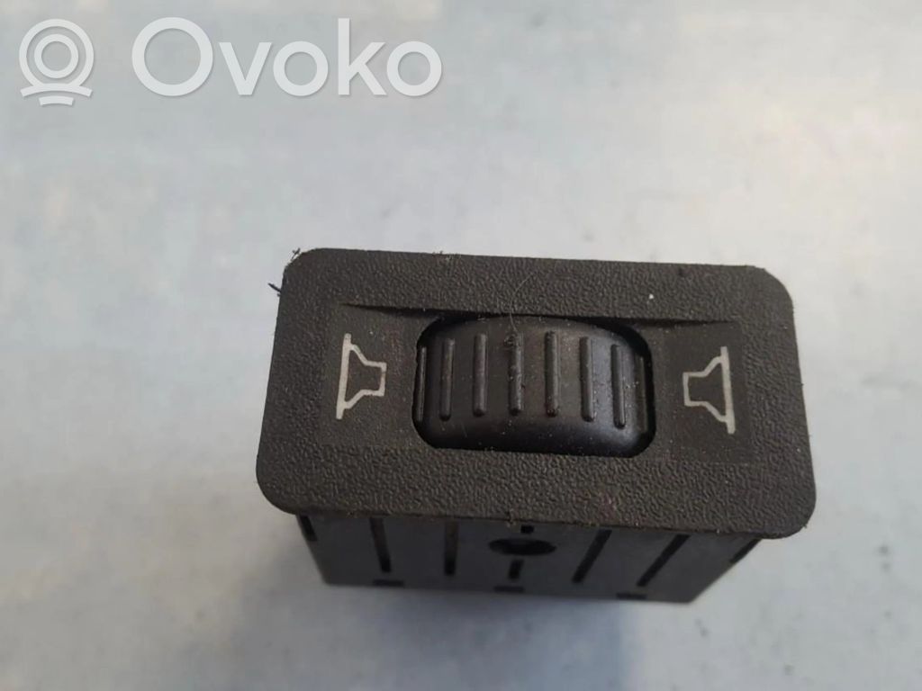 BMW 5 E34 Przycisk / Pokrętło regulacji świateł 