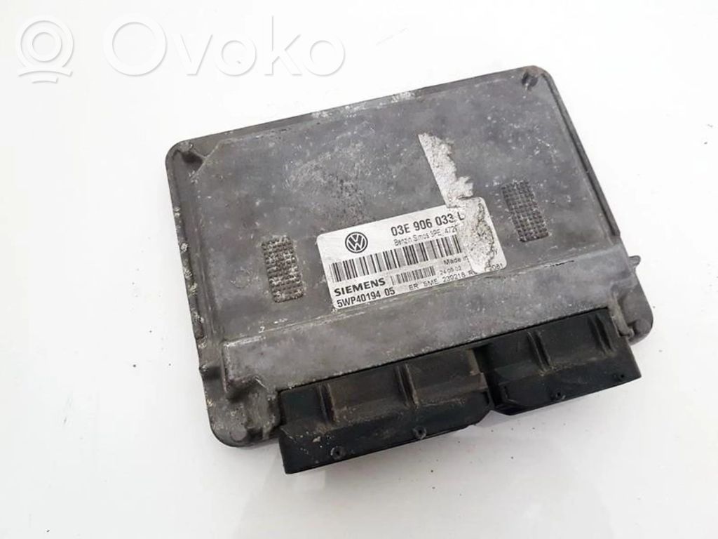 Unitate/modul de control motor   03E906033L,5WP40194239218,03E906033L,239218,5WP40194