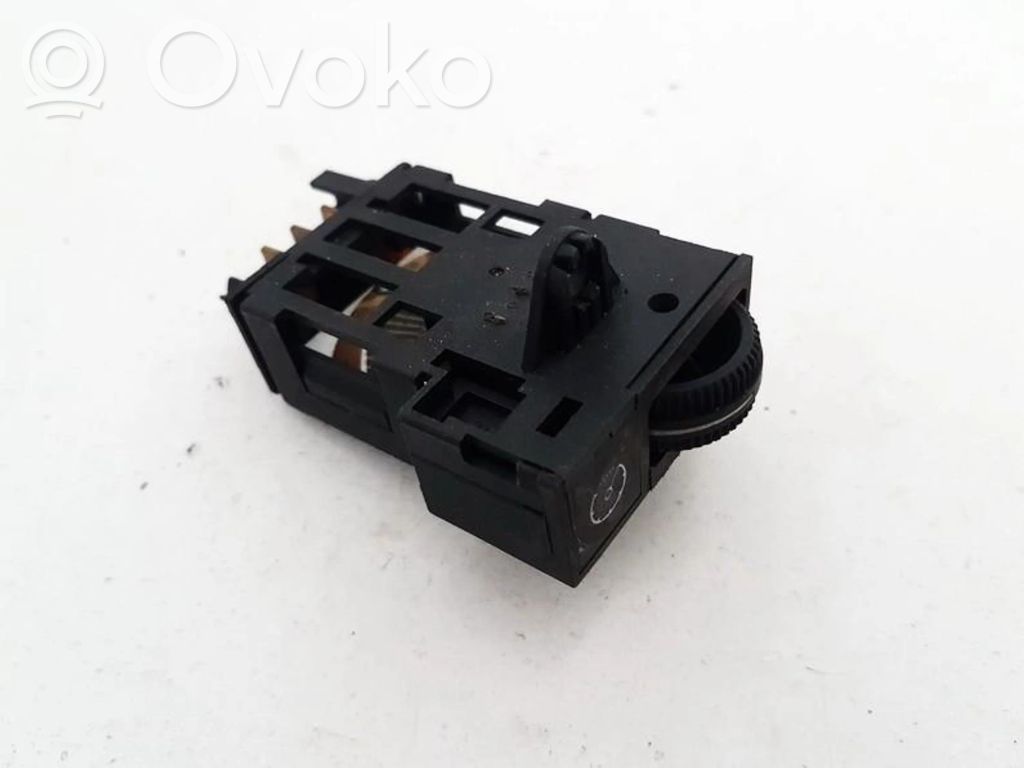 Ford Mondeo MK I Interruttore di regolazione livello altezza dei fari 