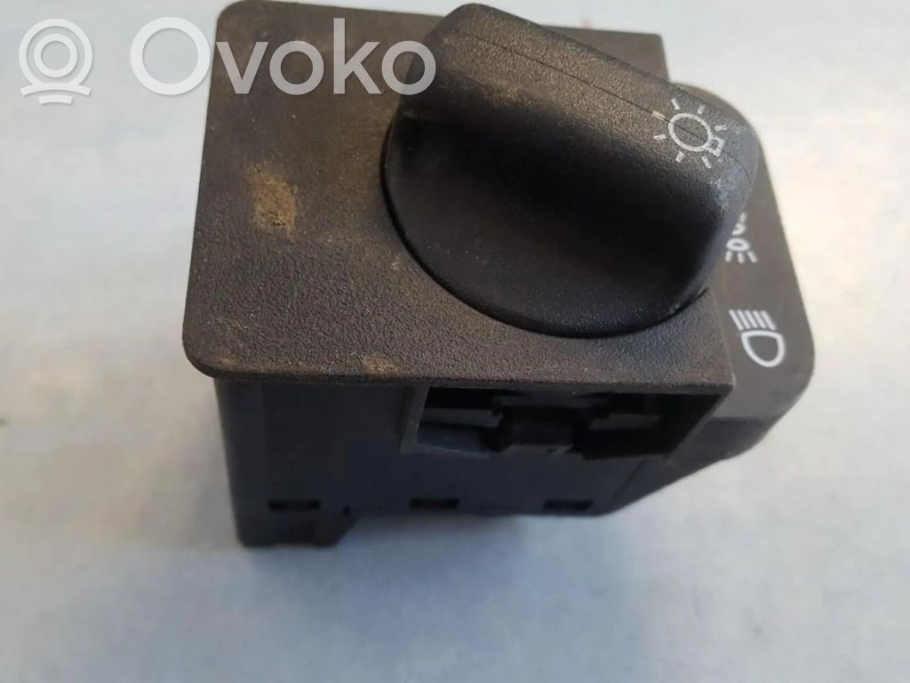 Opel Vectra A Interruttore luci 