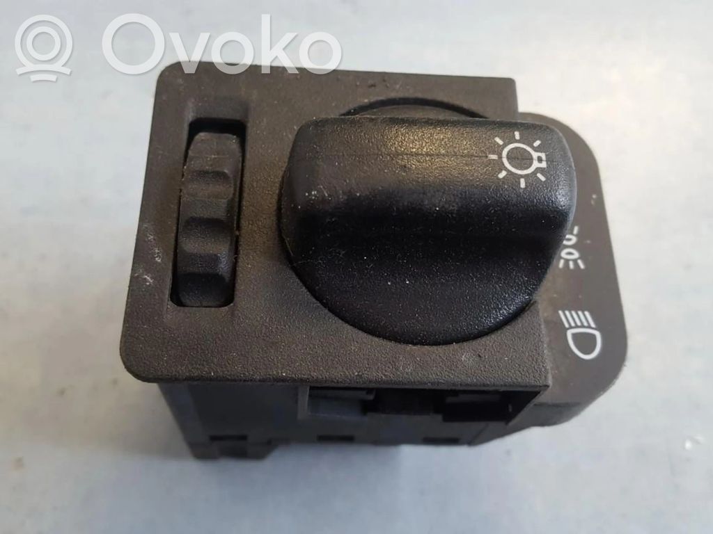 Opel Vectra A Interruttore luci 