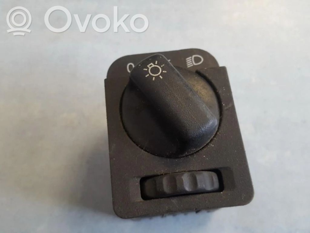 Opel Vectra A Interruttore luci 